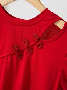 EMERY ROSE Camiseta de mujer con cuello redondo, manga corta, diseño de corte en el hombro izquierdo, empalme rasgado en la parte delantera, botón a presión decorativo, cintura elástica, tejido de punto, elementos de moda de primavera, camiseta ajustada roja para mujer, camiseta ajustada de manga corta, blusas con cintura recogida, camisetas de manga corta rojas para mujer, top rojo de verano, top rojo de manga corta lindo, camiseta roja, top casual rojo, top rojo de mujer - Rojo - Ver 4