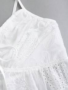 Sweetra 女士白色纹理系带无袖上衣，适合夏季度假 - 白色 - 查看 4