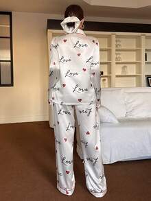 SHEIN Conjunto de pijama de manga larga con cuello de solapa y estampado de letras y corazones de seda sintética - Blanco - Ver 2