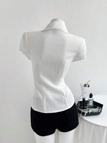 Elamini 女士白色V领收腰纹理短袖衬衫，春夏款 - 白色 - 查看 2