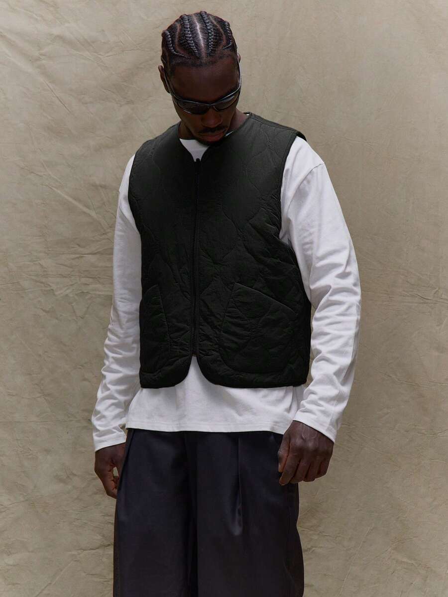 Musero Men Reversible Lightweight Padded Zip Through Vest Winter Coat Spring Summer Holiday Vacation - Black - View 1