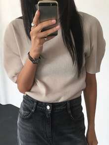 DAZY 女士纹理纯色圆领修身休闲短袖T恤 - 杏色 - 查看 10