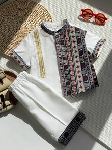 SHEIN 2pcs/Set Baby Boy White Summer Modest Party Wedding Guest Al-Adha Gold Ribbon Geometric Pattern Short Sleeve Shirt & Shorts Arab Dress Party Wear - Multicolor - View 3