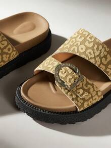 Solecia Women's Leopard Print Buckle Design Fashion Casual Slide Sandals - Dark Green - View 5