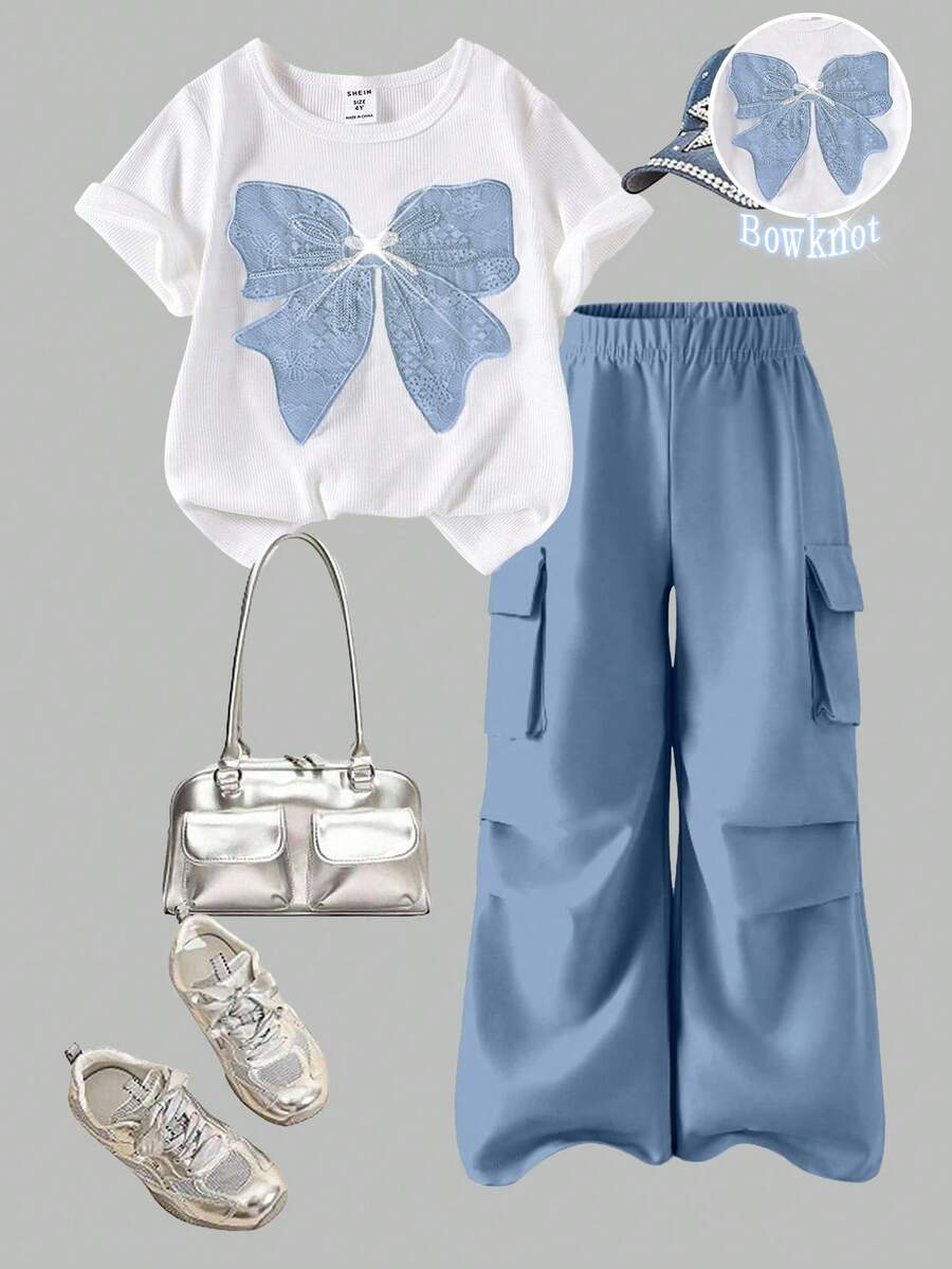 SHEIN ChillGRL Bộ 2 áo phông thường ngày và quần túi hộp cho bé gái tuổi teen, áo phông cổ tròn tay ngắn họa tiết thêu bướm và quần dài, trang phục thời trang cho mùa xuân/hè - Màu xanh lam - Xem 1