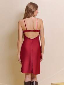 lacRébo Váy midi dài thanh lịch bằng vải satin màu đỏ sẫm với cúp ngực ren và dây mỏng gợi cảm, sang trọng cho mùa thu đông - Màu Đỏ Sâu - Xem 4
