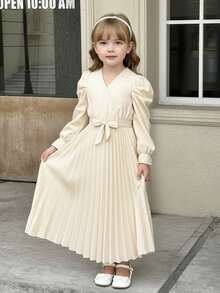 SHEIN Serisse Kids 女童休闲泡泡袖长袖荷叶边V领褶皱长连衣裙，小女孩春季长袖连衣裙 - 杏色 - 查看 8