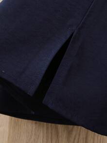 SHEIN Toddler Infant Baby Boys Traditional Casual Long Sleeve Stand Collar Button Half-Open Front Pocket Robe Top, Adjustable Sleeve Length, Side Slit Hem Design, Arabic Dishdasha, Islamic Clothing, Kaftan, Saudi Arabian Outfit, Robe, Boys White Kurta, Boys White School Thobe, Boys Kurtas, Basic Silhouette Suitable For Spring, Summer, Autumn, Winter,3M-3T - Royal Blue - View 6