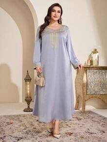 Al Najma Plus Size Women Geometric Embroidery V-Neck Long Sleeve Loose Arabic Style Dress - Dusty Blue - View 2