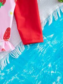 SHEIN Baby Girl Colorblock Strawberry Print One-Piece Swimsuit, Beach/Resort - Pink - View 3