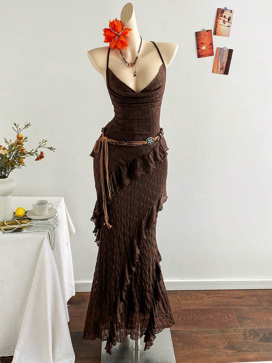 Soleia 女士彩色复古印花垂褶领口层叠荷叶边下摆连衣裙，度假风 - 鏽棕色 - 查看 1