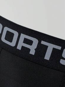 Manfinity Sport Polished 男式公牛印花插肩长袖T恤、短裤和紧身裤运动套装 - 黑色 - 查看 10