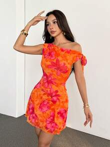 SHEIN PETITE 女士夏季新款碎花不对称肩部性感优雅度假迷你连衣裙，网纱碎花连衣裙，不对称领口连衣裙，春夏服装，沙滩装，优雅，性感，度假，海滩，夏威夷，约会，派对，音乐节，毕业礼服，舞会礼服 - 橘色 - 查看 4