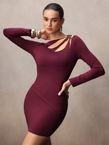 Modelyn Fashionable Hollow Laser Cut Metal Buckle Long Sleeve Women Short Dress - Burgundy - View 4