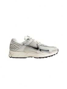 Nike Zoom Vomero 5 Shoes Photon Dust / Gridiron / Sail / Chrome FD0884 - PHOTON DUST/CHROME-GRIDIRON-SAIL - View 4