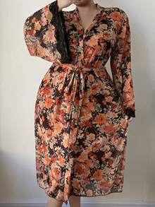 SHEIN Bộ váy và áo choàng hai dây satin in hoa cỡ lớn, trưởng thành và thanh lịch - Nhiều màu - Xem 5