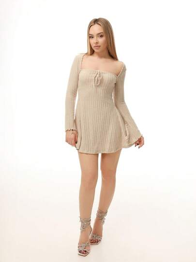 Katetique 纯色方领喇叭袖迷你 Y2K 秋季女式长袖外出连衣裙，春秋季