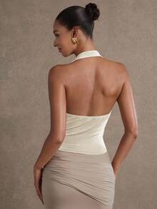 L'Amorae 女士优雅性感纯色喇叭领露背上衣 - 杏色 - 查看 6