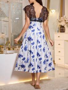 Elegant Lace Trim V-Neck Floral Print A-Line Long Women Nightgown - Multicolor - View 2