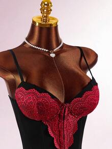 Amplova Valentine's Day Sexy Lace Splice Sleeve Design Low-Cut Women's Camisole - Black - View 6