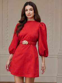 Aveloria Rosie Jupe mini élégante  avec volants à la taille et décoration de boucle métallique, robe à manches longues - Rouge - Voir 4