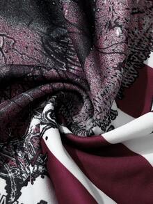 ROMWE MEN Street Life Men's Retro Virgin Mary Striped English Graphic Print Street Style Pullover Pullover Sweatshirt - Multicolor - View 6