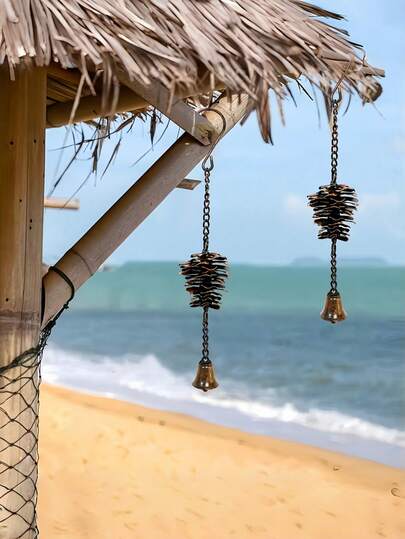 Madebyblanc 1 pieza Decoración colgante de piña con campana, artesanía de hierro, adorno de carillón de piña, colgante de piña de hierro forjado, adorno colgante decorativo para jardín, patio y decoración del hogar, decoración de primavera y verano