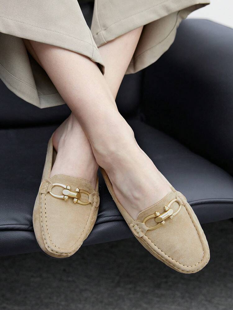 CUCCOO BIZCHIC Women's Casual Versatile Commuting Metal Decor Slip-On Flats For Christmas