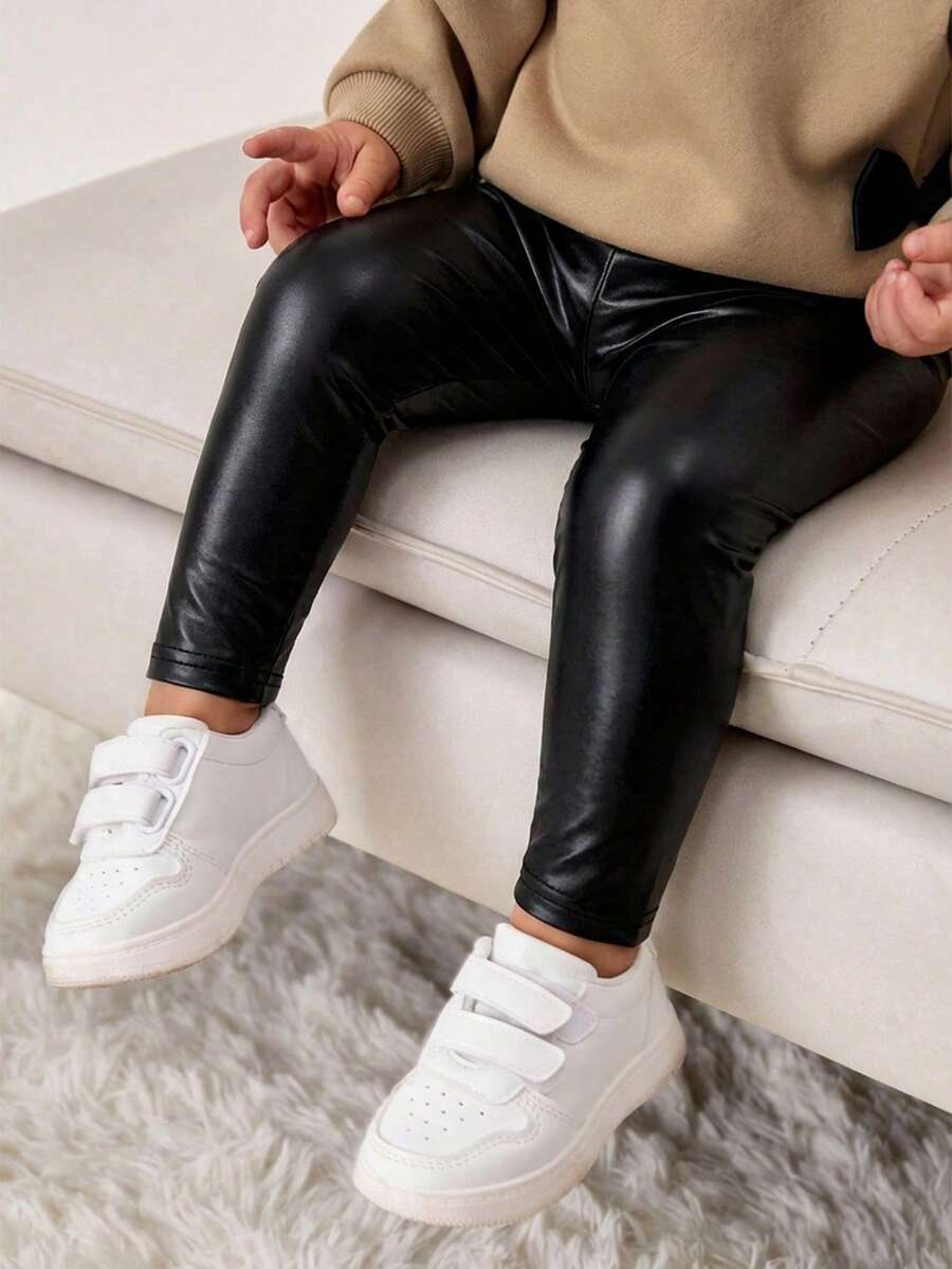 SHEIN Stylish Baby Girl Black Faux Leather Look Long Pants For Everyday Wear