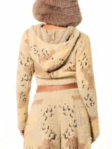 SUMWON WOMEN 毛绒豹纹长袖开襟羊毛衫，带帽，适合秋冬季舒适叠穿 - 杏色 - 查看 2