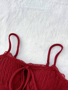 少女红色针织纹理吊带背心，蝴蝶结蕾丝款式，适合夏季、返校、度假、日常休闲穿着 - 紅色 - 查看 3