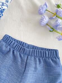 SHEIN Vintaside Kids 女婴白色纯色提花纹理面料圆领无袖露脐褶皱上衣，饰以彩色波点印花，搭配粉色弹力腰舒适简约短裤，休闲度假装扮，春夏皆宜。 - 藍色 - 查看 10