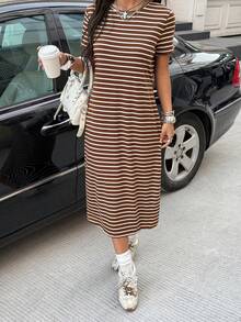SHEIN EZwear 女士夏季咖啡棕色針織條紋連衣裙，側面開衩縫裙擺