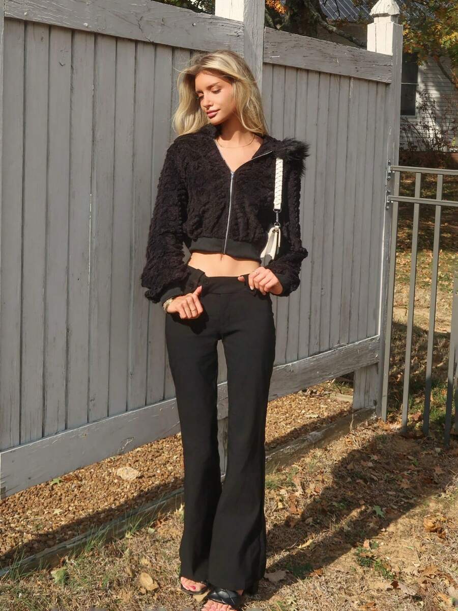 Sydney Algeri Chaqueta con capucha de manga larga con patrón de corazón y ribete esponjoso para mujer, para otoño e invierno, para ir a brunch, para invitada de boda de otoño, para homecoming, estilo de los 90, chaqueta casual con contraste esponjoso para mujer, de ajuste regular con cremallera y manga regular, para uso diario casual - Negro - Ver 1