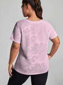 Easithlete Plus Size Solid Color Breathable Crew Neck Short Sleeve Athletic T-Shirt - Pink - View 2