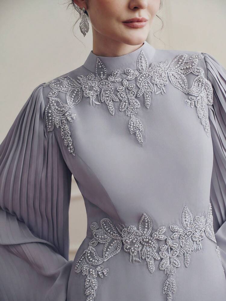 Elegant Lightweight Gray Stand Collar Applique Sleeve Pleated Waist Flowing Long Sleeve Dress For Women, Spring/Summer