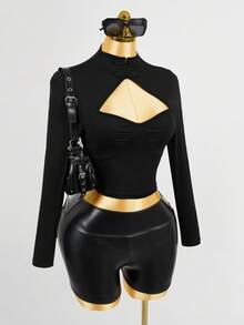 Mistrie Chinese Style Button Hollow Out Fitted Women Top - Black - View 4