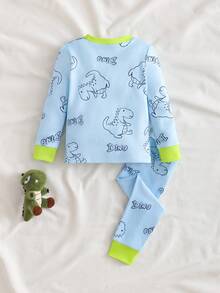 SHEIN Vintaside Kids 幼儿男童卡通恐龙字母印花圆领长袖上衣和松紧腰裤睡衣套装，春秋季 - 綠色 - 查看 2