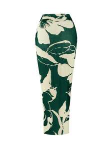 Swim Oasis Plus Size Women 2pcs Set Halter Backless One Piece Swimsuit With Random Print Long Beach Cover Up Skirt, Vacation Casual Swimwear Set, Tropical Outfit, Green Vacation Outfit, Green Outfit Women, Havana Nights Outfit