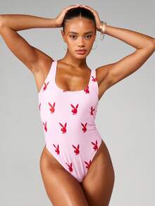 Missguided x Playboy 圆领无袖连体泳衣，全身印花设计，适合海滩和泳池穿着 - 粉色 - 查看 5