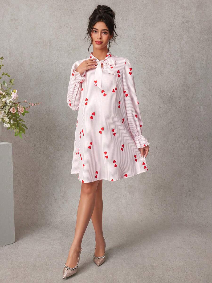 Momance 孕妇优雅浪漫心形蝴蝶结印花连衣裙，春秋季 - 粉色 - 查看 1