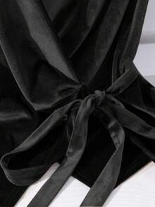 GlowEve 优雅浪漫奢华交叉天鹅绒蝴蝶结女式衬衫 - 黑色 - 查看 5