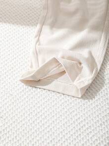 SHEIN Genkimix Kids 3件套女童白色、棕色、黑色休闲舒适长裤，松紧腰带饰有蝴蝶结，天鹅绒面料，直筒裤型，适合春秋季穿着