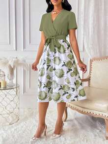 SHEIN PETITE Women's Elegant Green V-Neck Rose Floral Print Bow Tie Waist Fitted Flared Midi Dress, Spring/Summer - Green - View 7