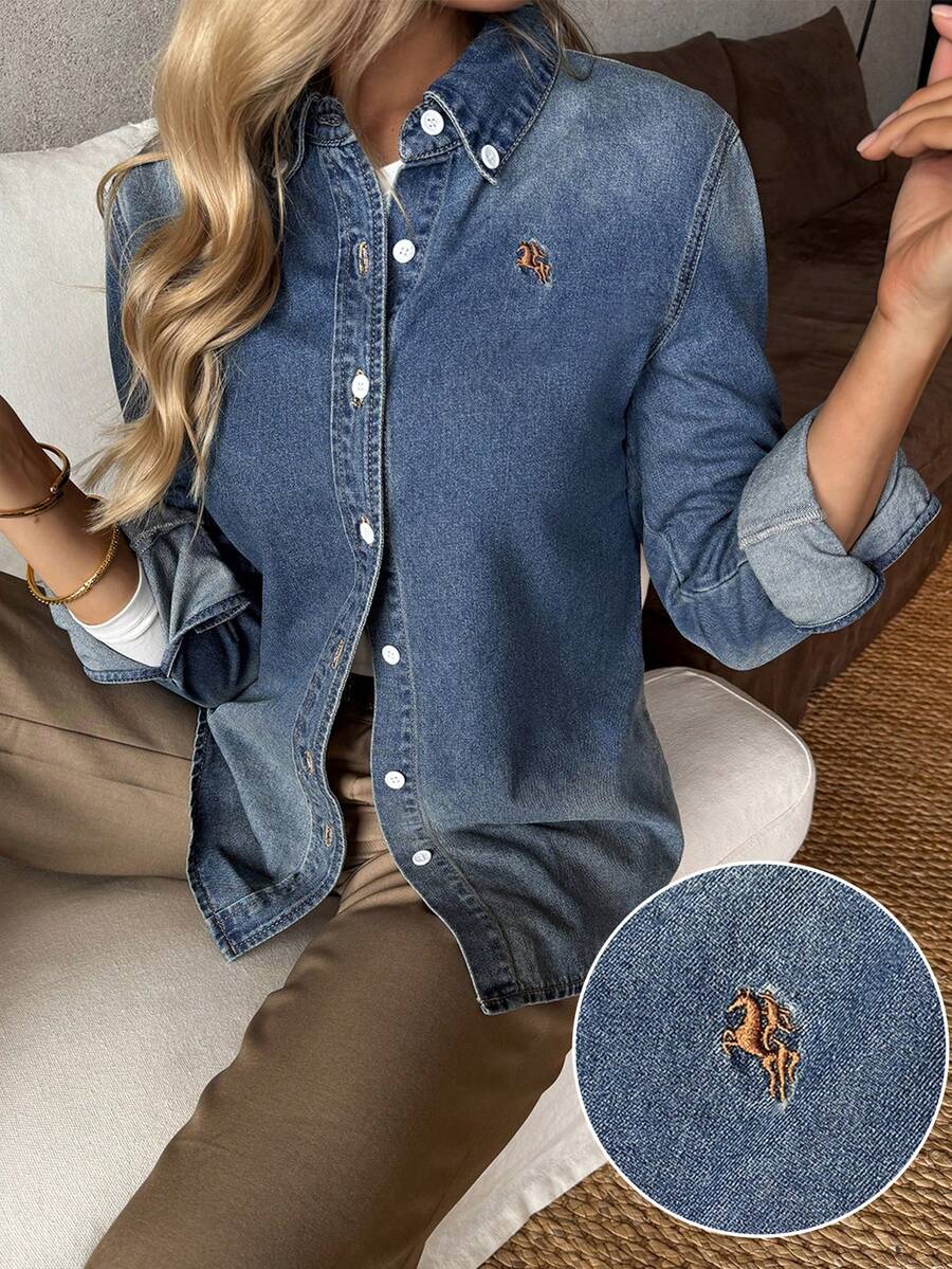 EMERY ROSE 女士骑士刺绣长袖单排扣休闲牛仔衬衫 - 藍色 - 查看 1