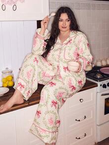 SweetSlumber 圣诞蝴蝶结印花翻领开衫，系腰长袖加大码睡衣套装 - 彩色 - 查看 5