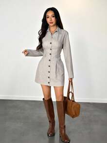 SHEIN PETITE 前扣长袖休闲宽松通勤复古风格女式短裙纽扣连衣裙长袖连衣裙商务休闲连衣裙翻领连衣裙配腰带连衣裙，女士秋季连衣裙，女士优雅连衣裙 - 杏色 - 查看 3