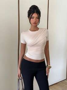 Siren Gaze 女士纯色简约修身短袖T恤，日常穿着 - 杏色 - 查看 5