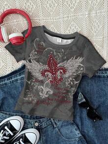 SHEIN Áo thun tay ngắn in hình trái tim cánh chim phong cách Grunge Punk Gothic màu đen và đỏ, vừa vặn, phù hợp cho bóng rổ, thể thao, thể hình, tông màu da lúa mì, cổ vũ, bộ sưu tập lựa chọn của bé gái tuổi mới lớn, cơ bản hàng ngày, bé gái tuổi mới lớn vui vẻ, bé gái tuổi mới lớn - Nhiều màu - Xem 2