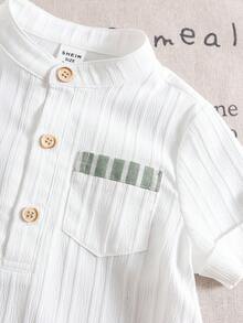 SHEIN Bộ 2 áo sơ mi cổ trụ màu xám phong cách thường ngày cho bé trai và quần cạp chun kẻ sọc, thích hợp cho tiệc sinh nhật, tiệc tối, biểu diễn, đám cưới, tiệc chào đón em bé, tiệc sinh nhật lần thứ 1 - Nhiều màu - Xem 8